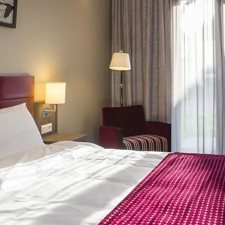 Zur Krone Hotel