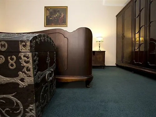 Zur Krone 호텔 제스처